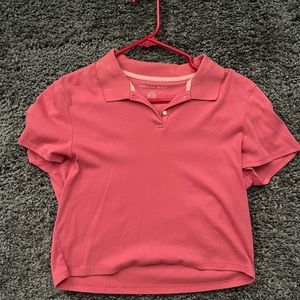 American Eagle - Cropped polo button collar shirt - Light red color